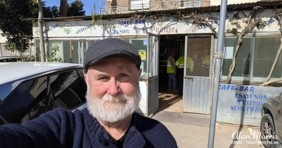 Alan Morris outside El Puente cafe bar in Camino de Avileses.